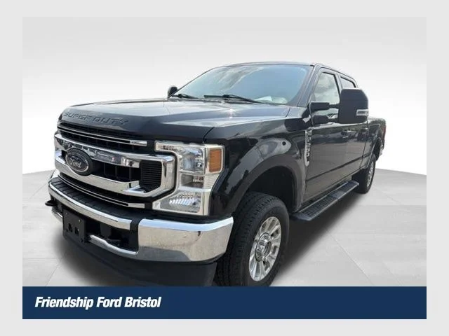 Used 2020 Black Ford XLT image 1