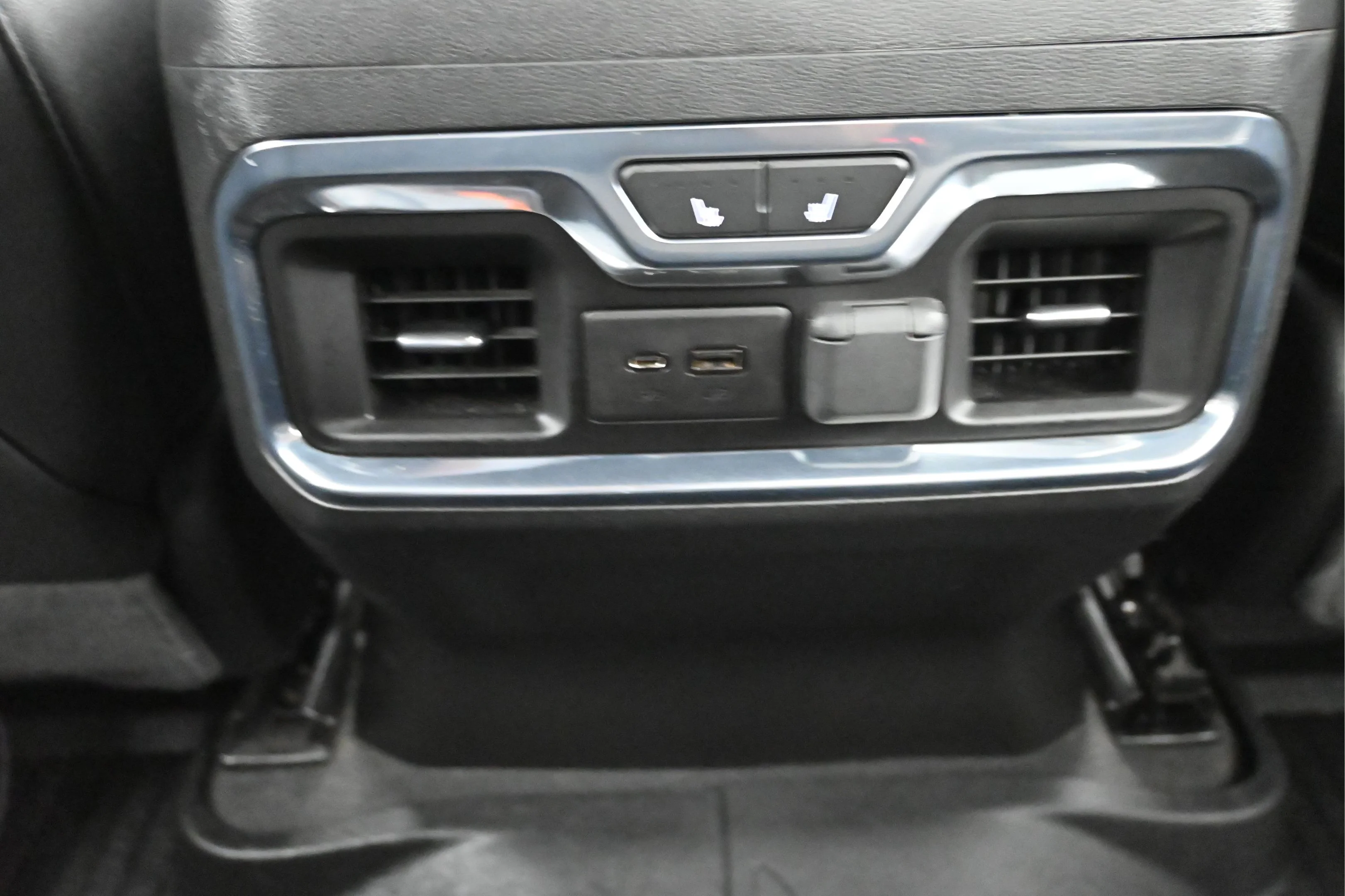Used 2020 Onyx Black GMC AT4 image 24