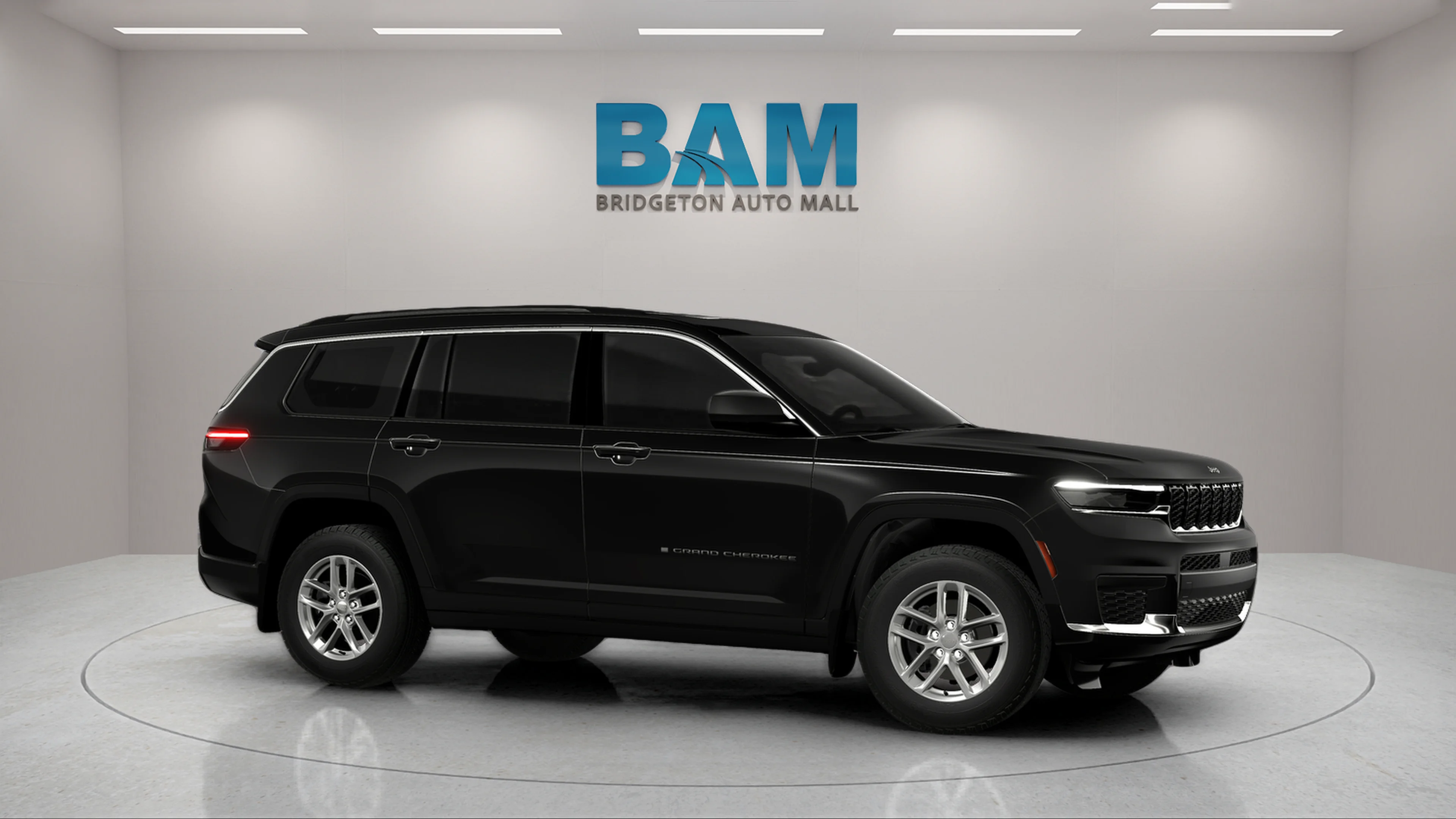 New 2026 Diamond Black Crystal Pearlcoat Jeep Laredo X image 2
