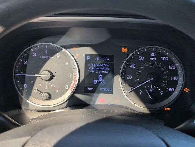 Used 2020 Gray Hyundai Value image 17