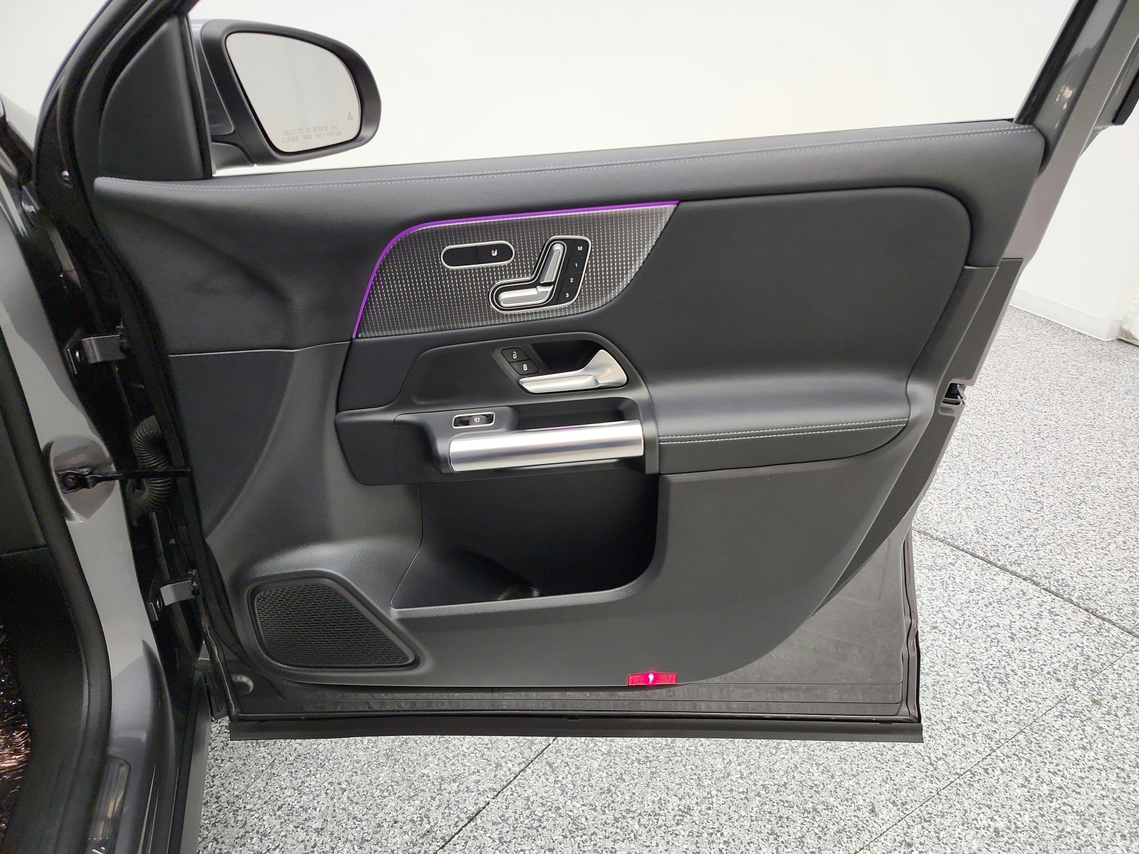 Used 2023 Mountain Grey Metallic Mercedes-Benz GLA 250 SUV image 19