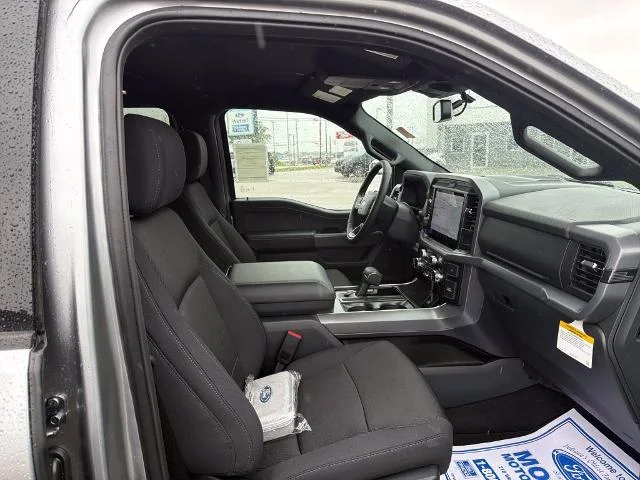 New 2026 Iconic Silver Metallic Ford XLT image 26