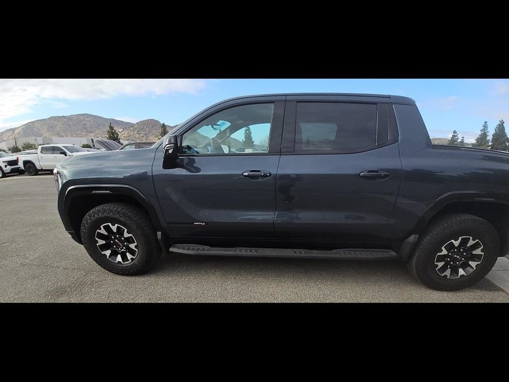 Used 2026 Blue GMC AT4 image 4