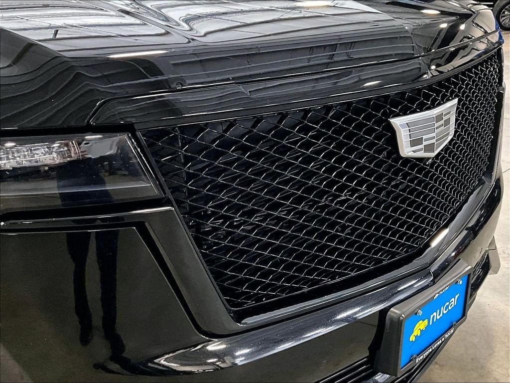 Used 2021 Black Cadillac Sport image 33