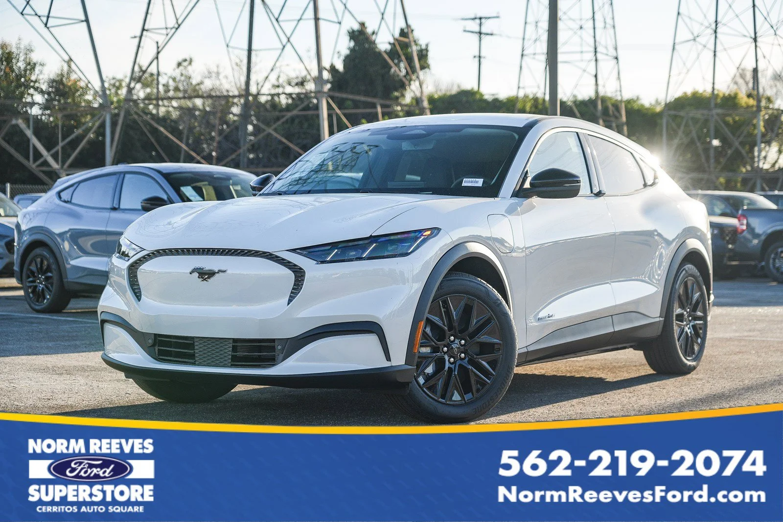 New 2026 Star White Metallic Tri-coat Ford Select image 1