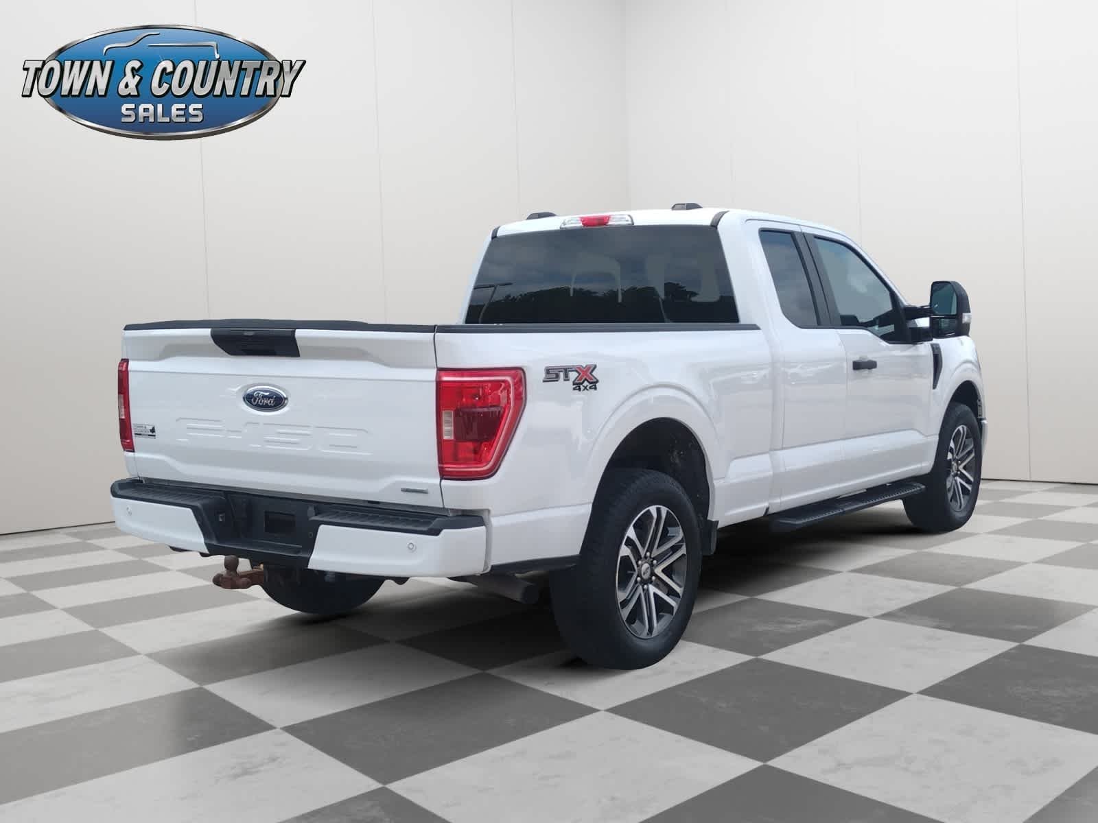 Used 2023 Oxford White Ford XL image 5