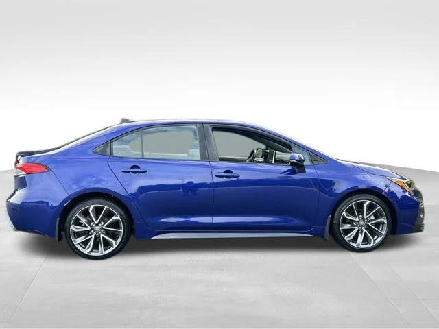 Used 2021 Blue Toyota SE image 6