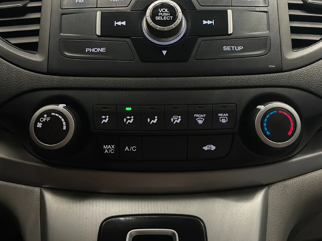 Used 2013 Gray Honda LX image 21