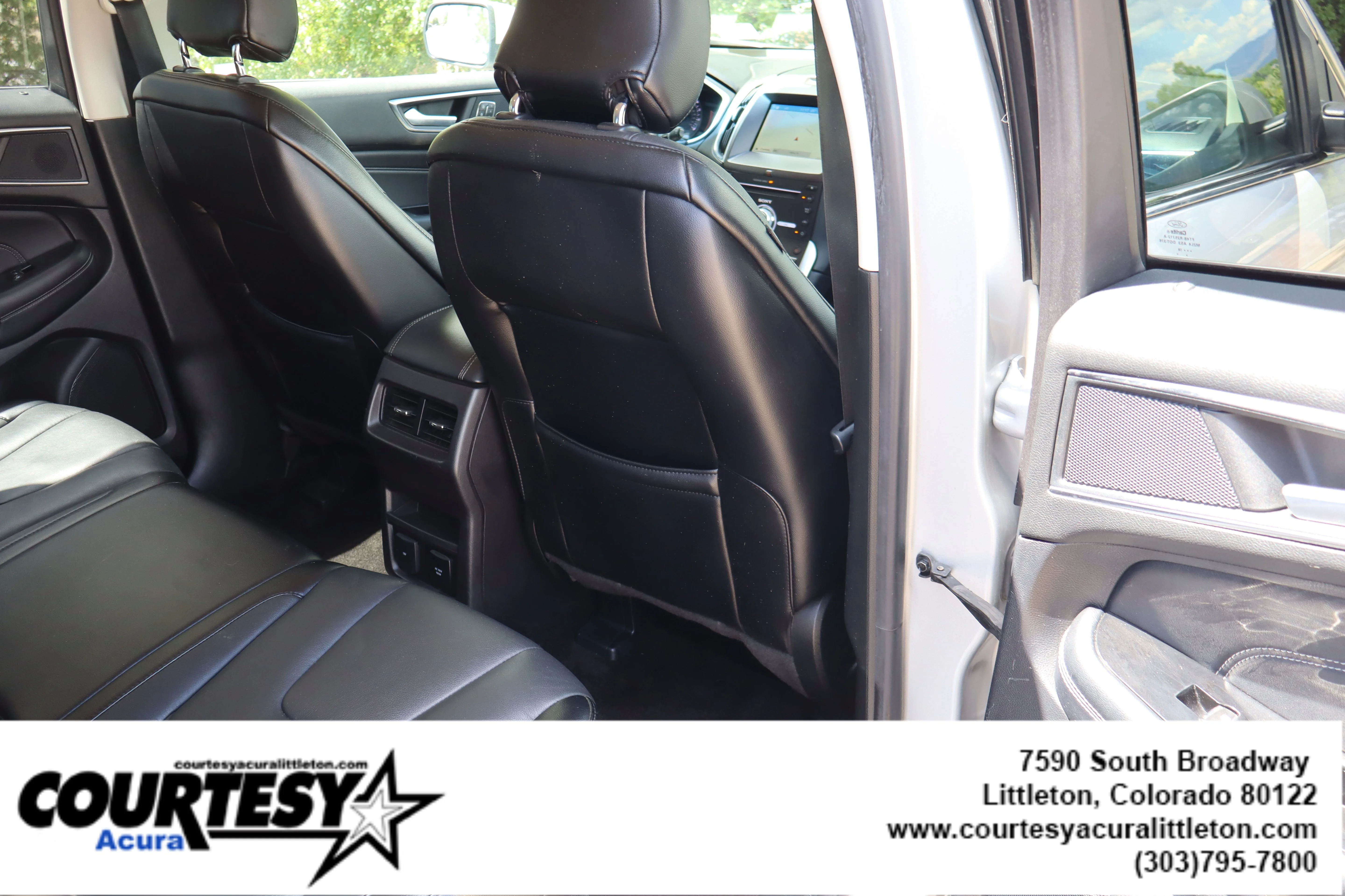 Used 2018 Silver Ford Titanium image 31