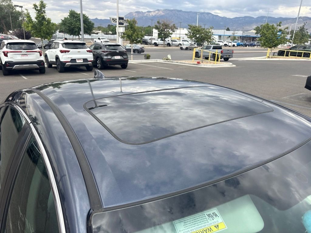 Used 2016  Honda EX-T image 6