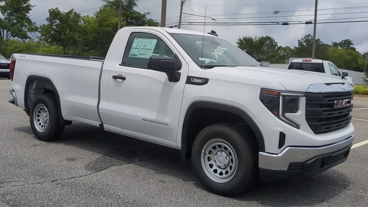 New 2025 Summit White GMC Pro image 2