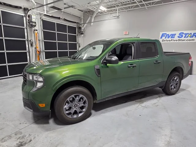 Used 2025 Green Ford XLT image 3
