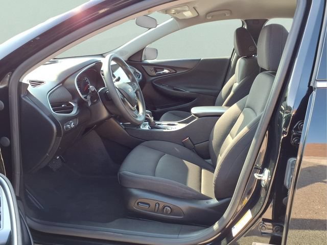Used 2024 Mosaic Black Metallic Chevrolet 1LT image 16