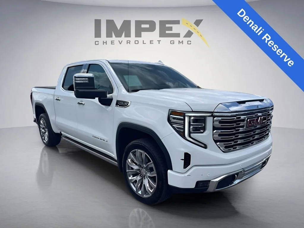 Used 2024 Summit White GMC Denali image 7