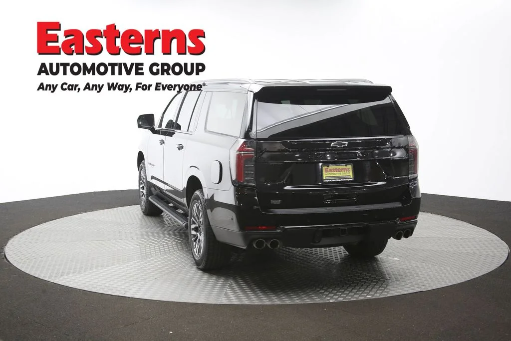 Used 2025 Black Chevrolet Z71 image 40