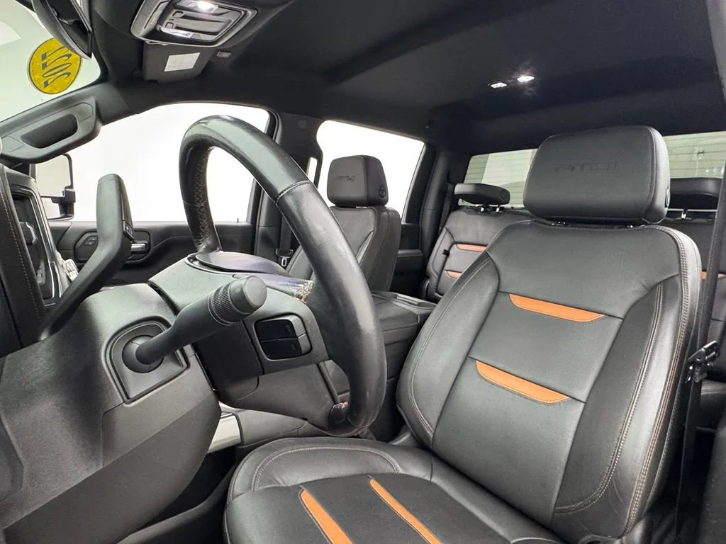 Used 2022 Onyx Black GMC AT4 image 16