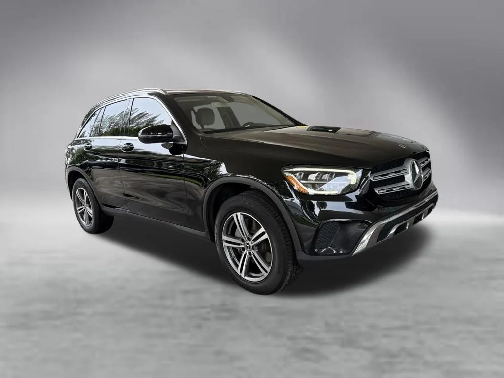 Used 2020 Black Mercedes-Benz GLC 300 image 2