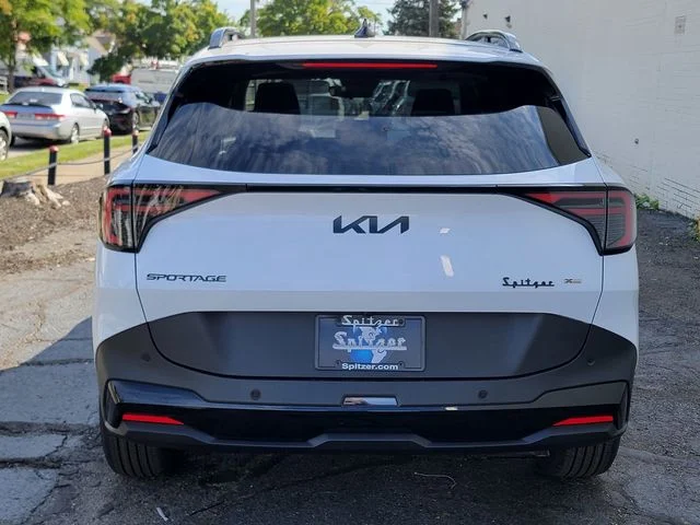 Used 2026 White Kia X-Line image 7
