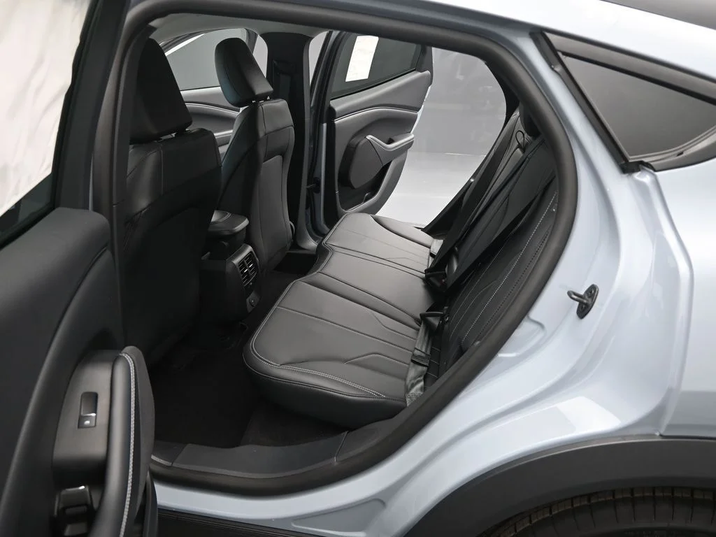 New 2026 Gray Ford Select image 48