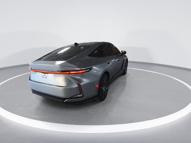 New 2026 Iridium Lexus LUXURY image 7