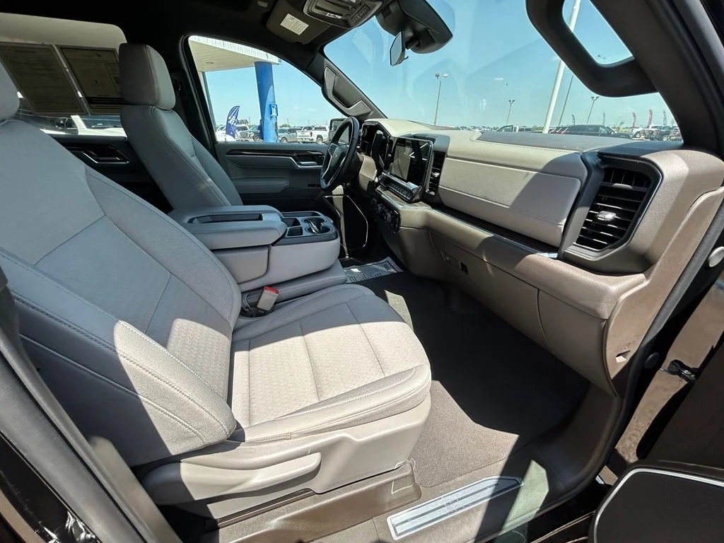 Used 2026 Black Chevrolet RST image 22