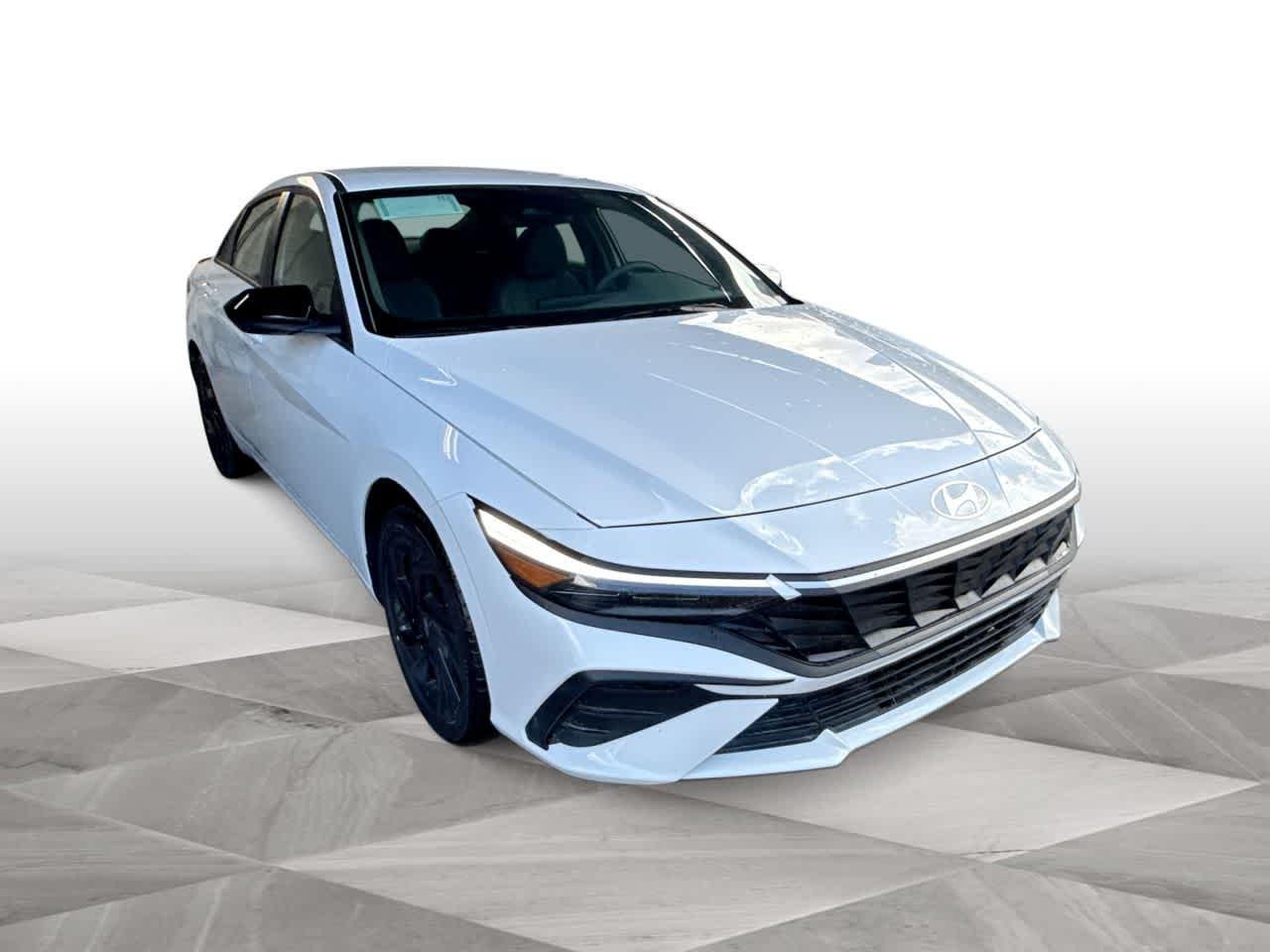 New 2026 Serenity White Hyundai SEL Sport image 31