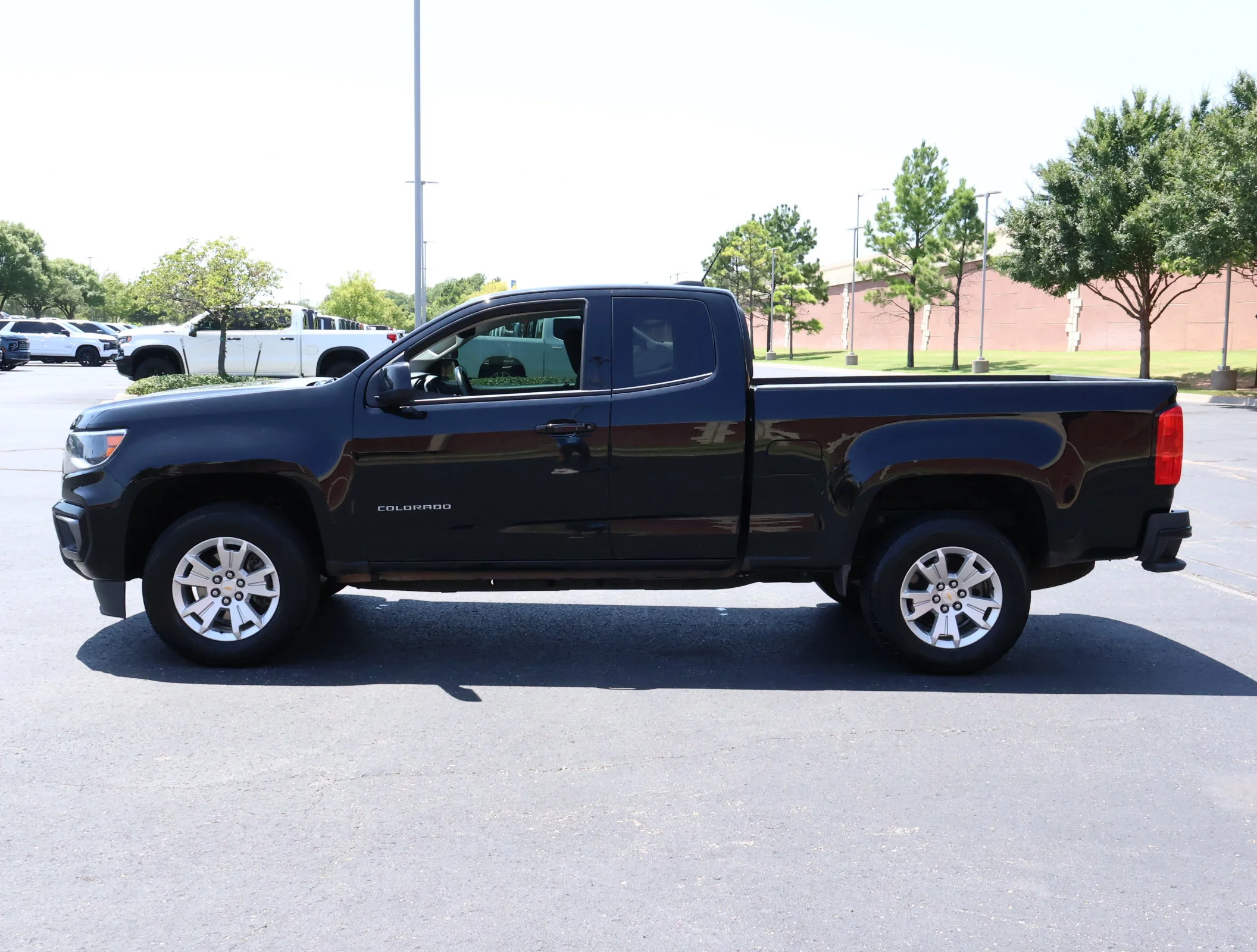 Used 2022 Black Chevrolet LT image 27