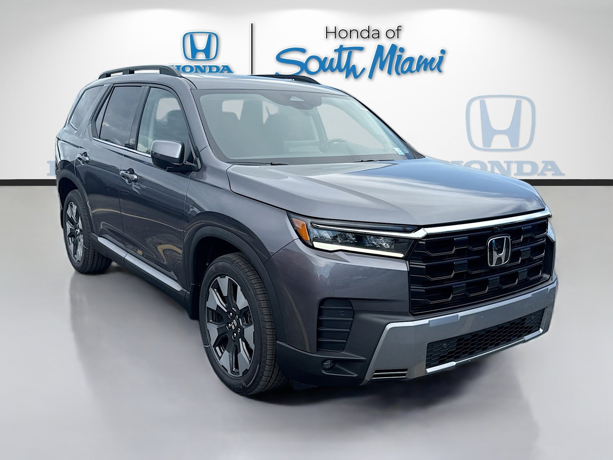 2026 Honda Pilot Touring AWD's photo
