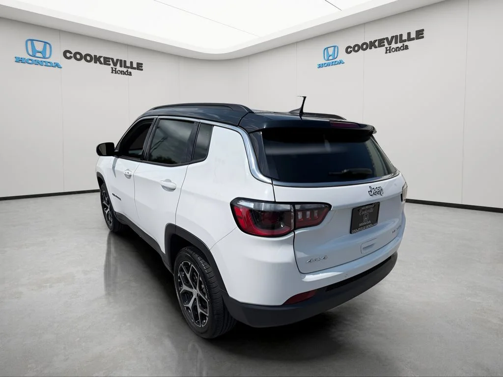 Used 2024 Bright White Clearcoat Jeep Limited image 10