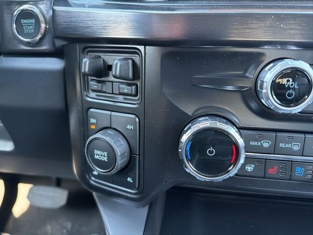 New 2026 Ruby Red Metallic Tinted Clearcoat Ford F-350® Lariat® image 27