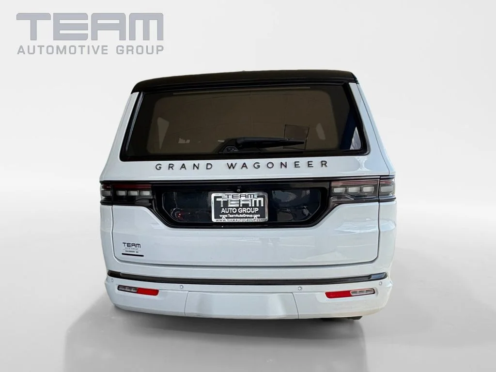 Used 2022 White Jeep Series II image 6