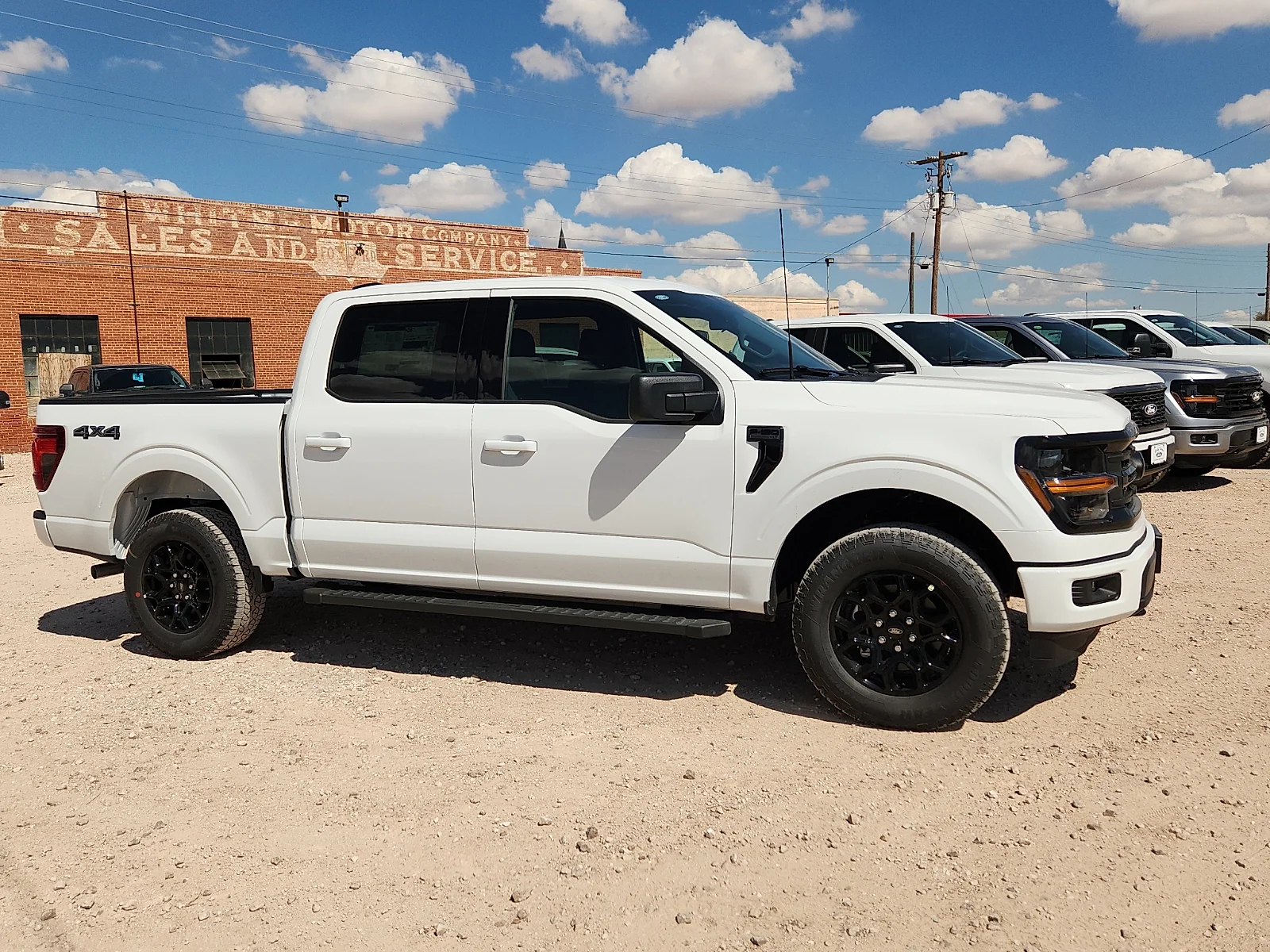 New 2026 Oxford White Ford XLT image 8