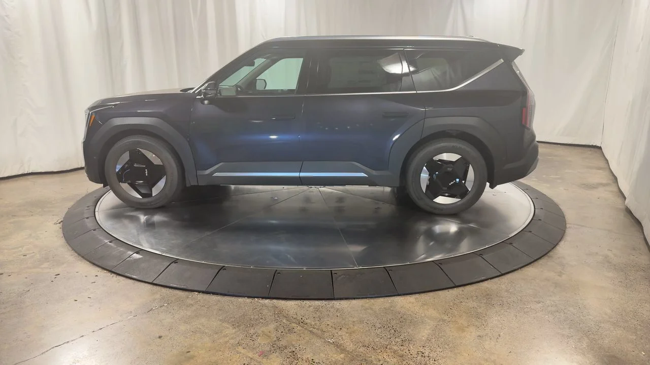 New 2026 Panthera Metal Kia Wind image 10