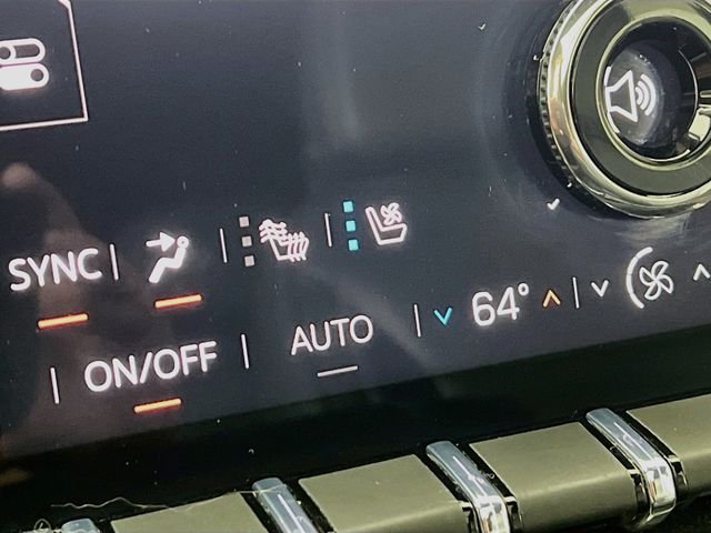 2025 GMC Yukon Denali - Photo 22