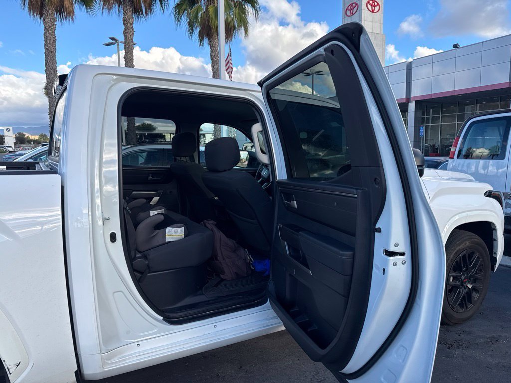 Used 2024 Ice Toyota SR5 image 27