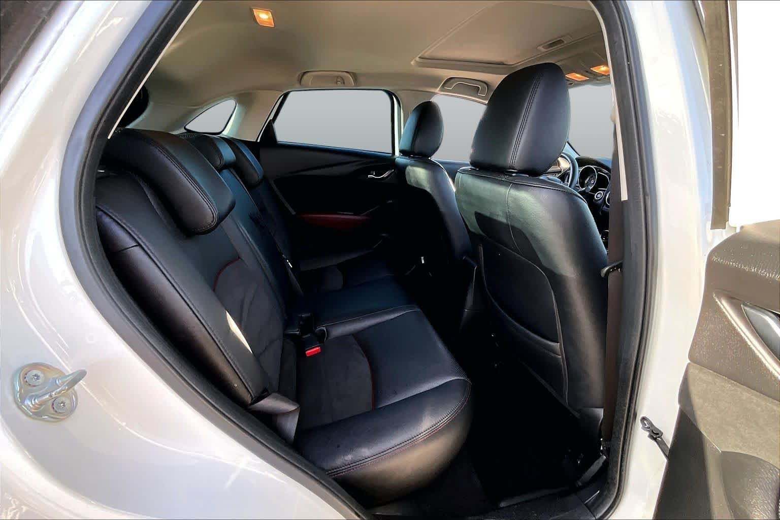 Used 2017 Crystal White Pearl Mica Mazda Grand Touring image 16