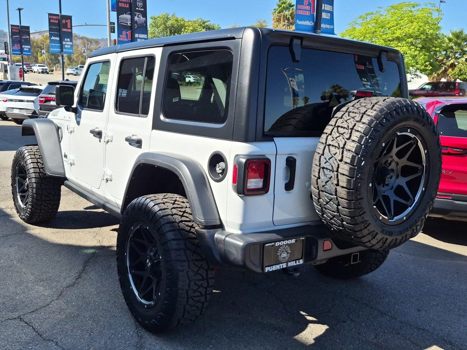 Certified Used 2025 Bright White Clearcoat Jeep Willys image 5