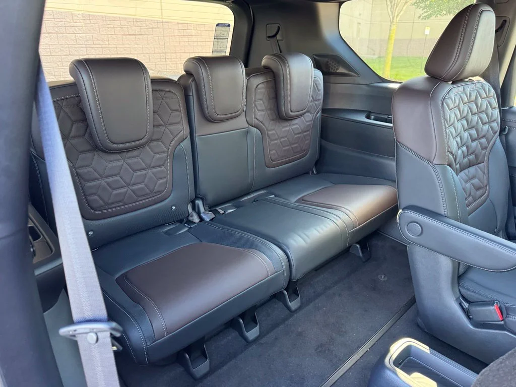 2026 Nissan Armada Platinum - Photo 12