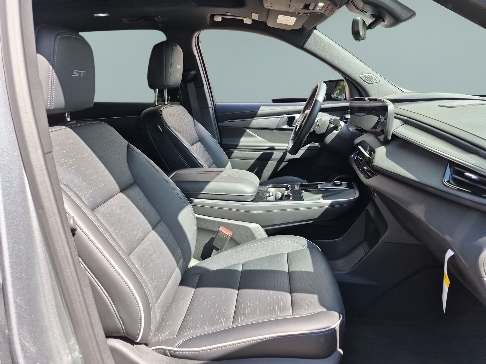 New 2026 Moonstone Gray Metallic Buick Sport Touring image 29