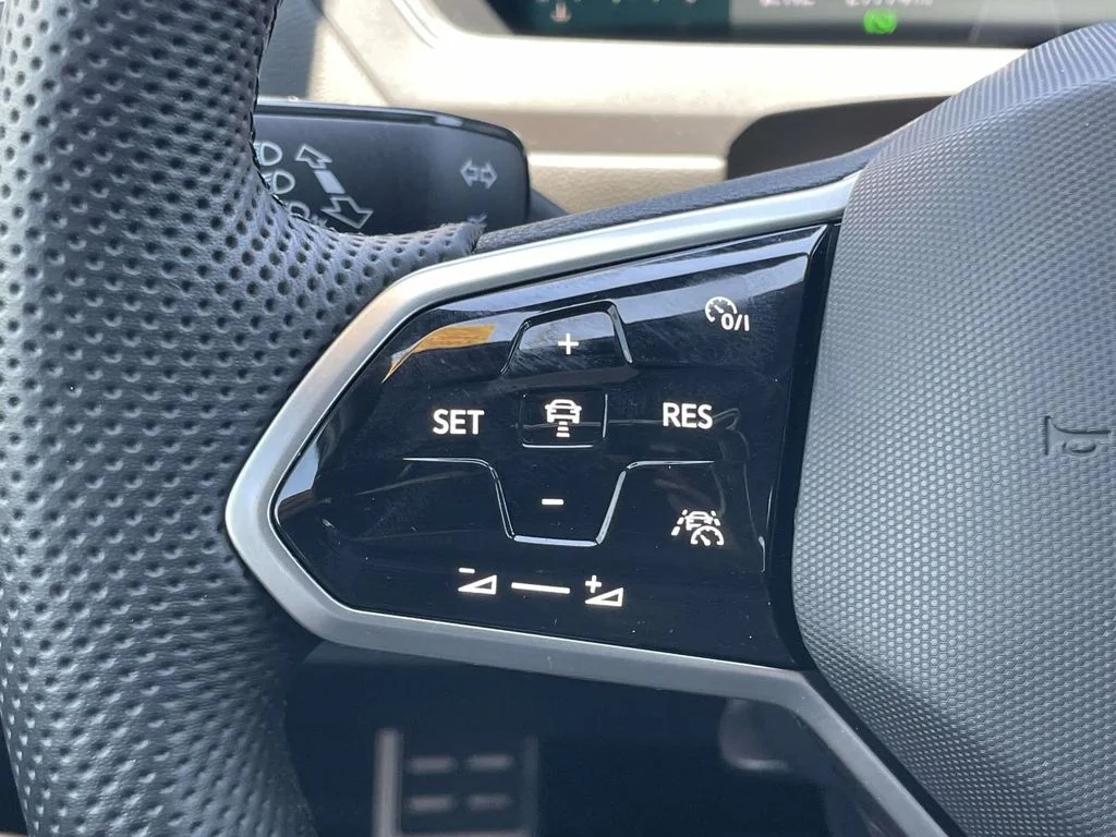 2022 Volkswagen Tiguan SE R-LINE BLACK - Photo 9