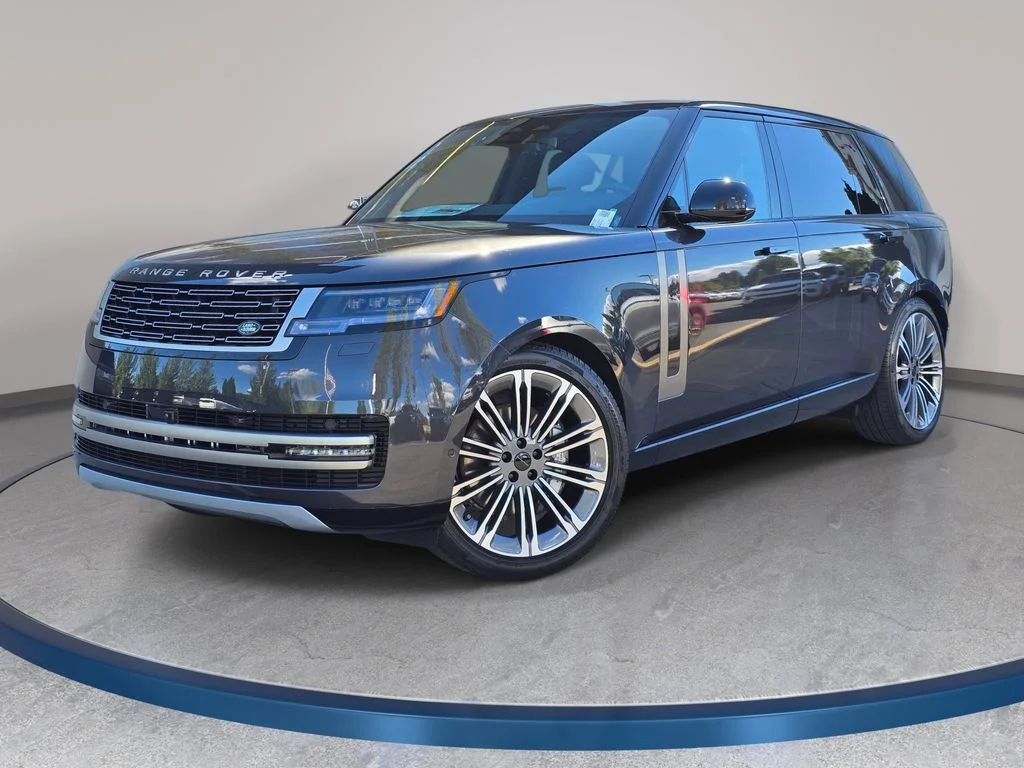 New 2026 Carpathian Grey LAND ROVER SE 7 Seats image 1