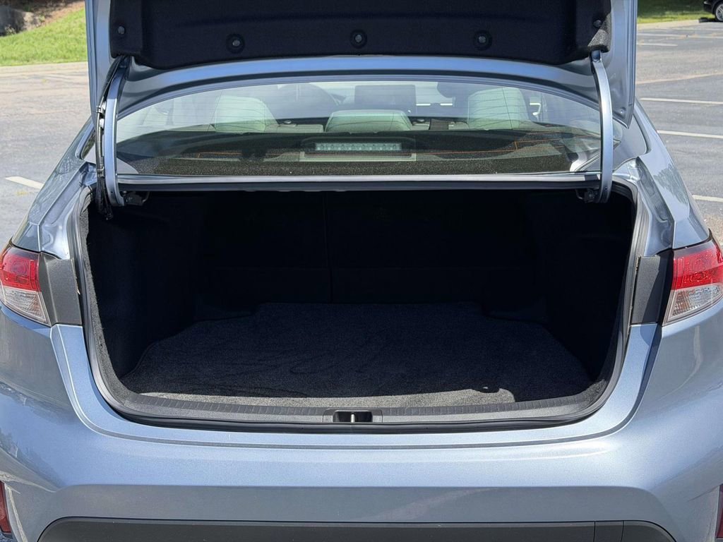 Certified Used 2022 Celestite Toyota LE image 14