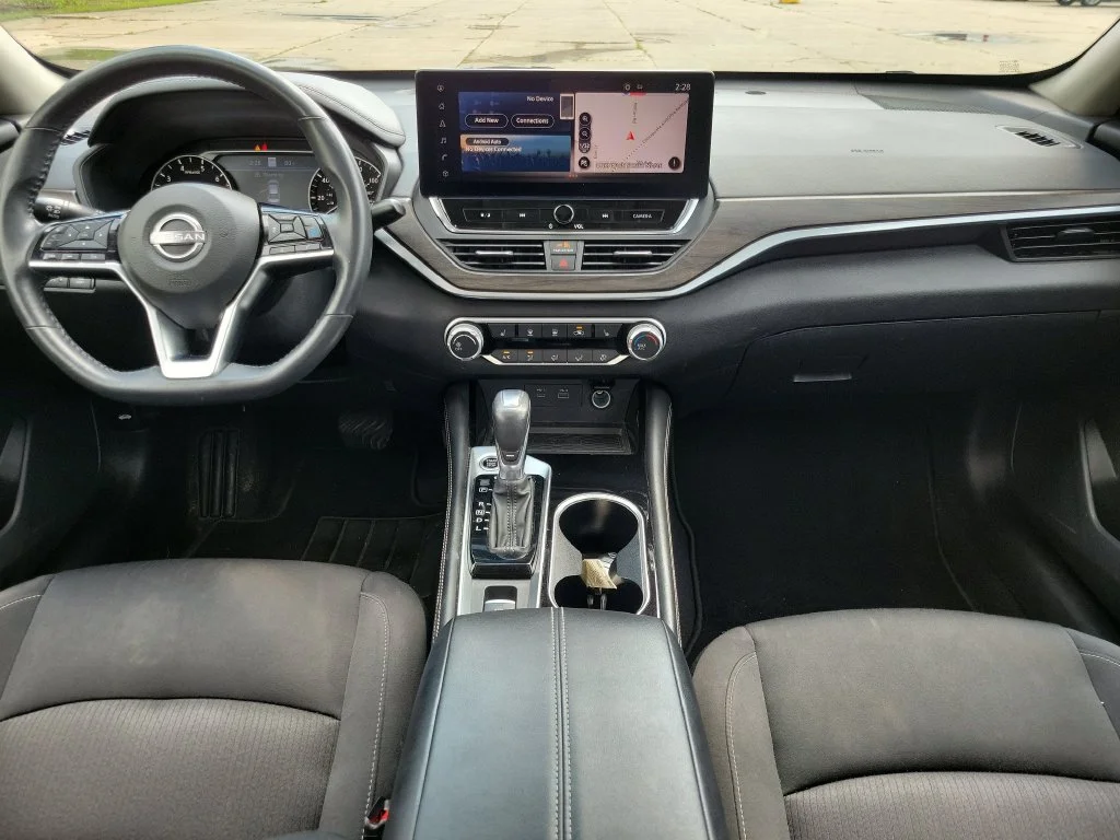 Used 2023 Gray Nissan 2.5 SV image 13