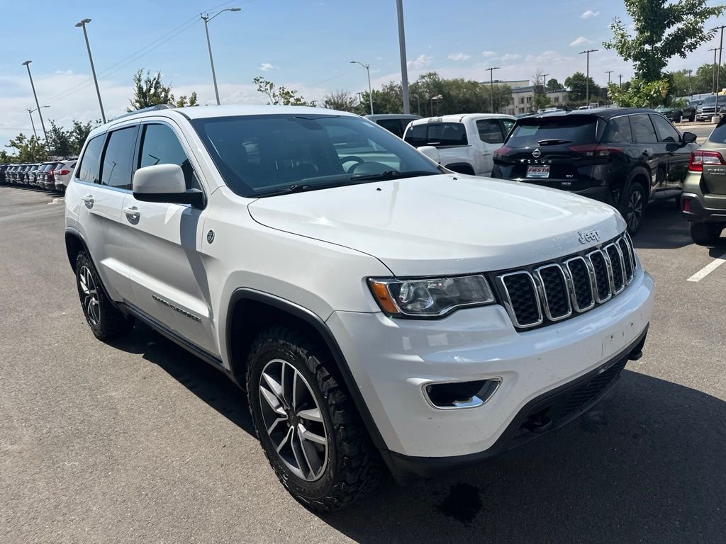 Used 2020 White Jeep Laredo image 1