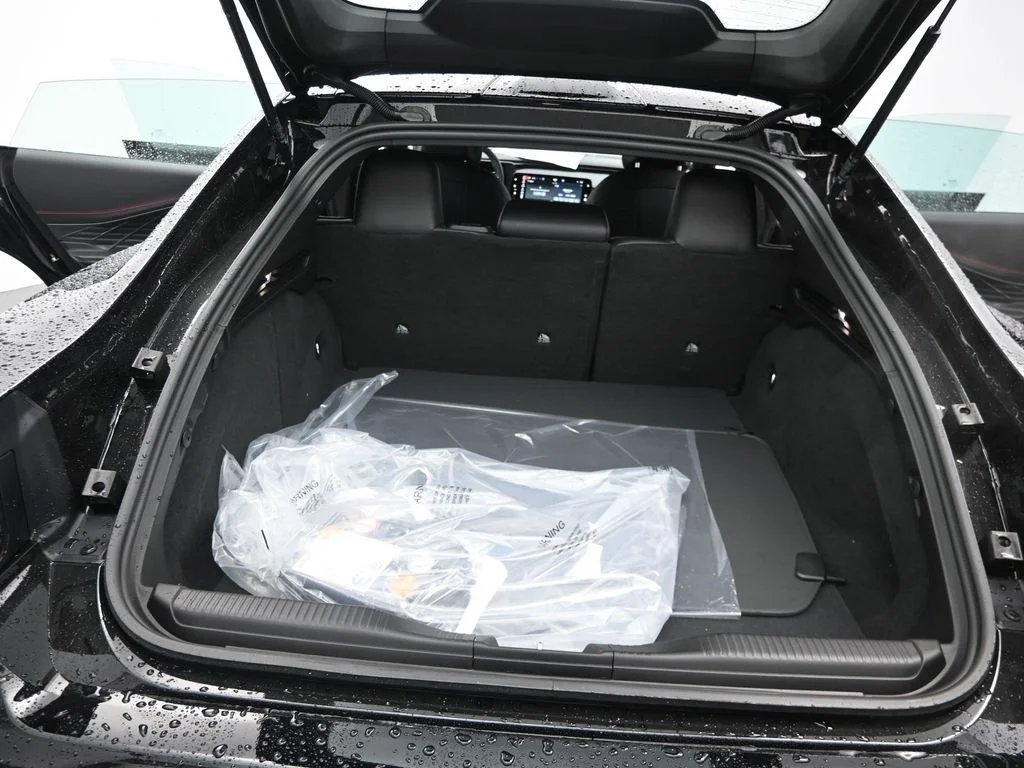 New 2026 Diamond Black Crystal Pearlcoat Dodge R/T image 12
