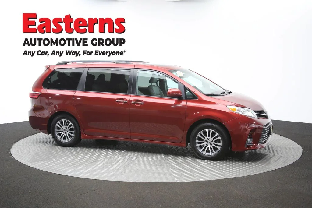 Used 2019 Red Toyota XLE image 49