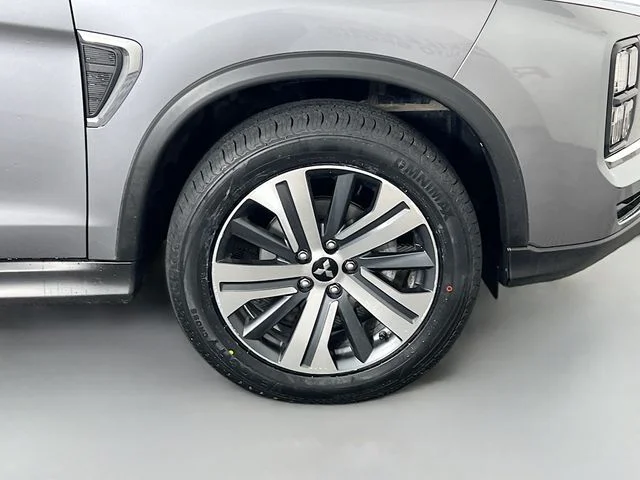 Used 2021 Gray Mitsubishi 2.0 SE image 36