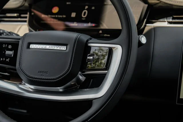 2026 Land Rover Range Rover SE - Photo 21