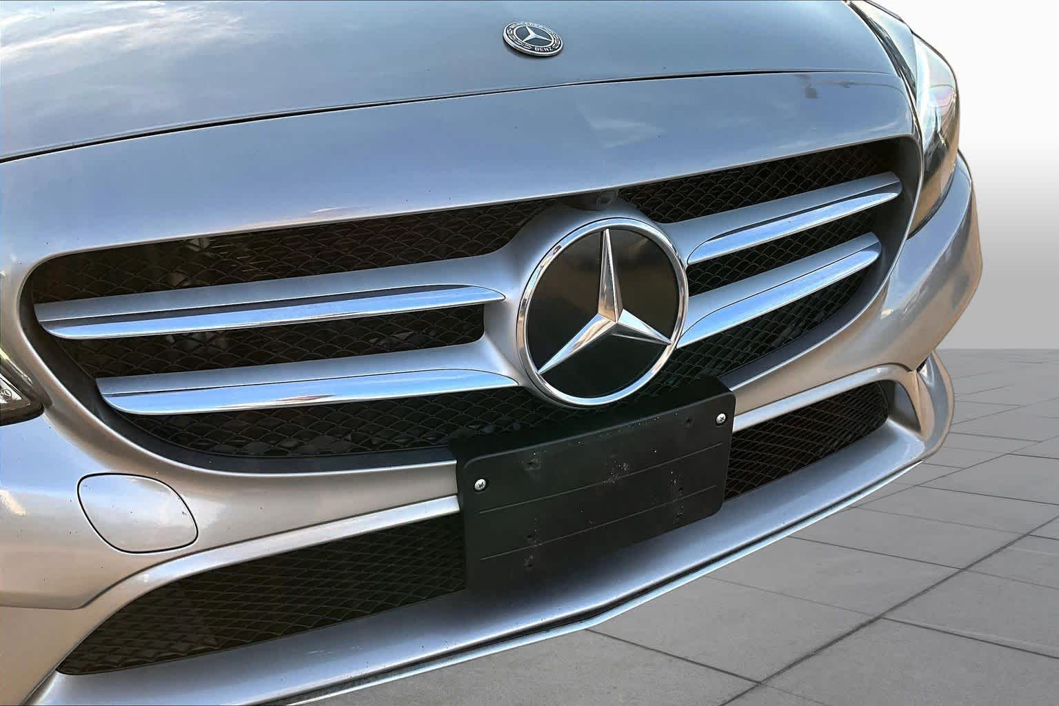 Used 2019 Mojave Silver Metallic Mercedes-Benz C 300 image 30