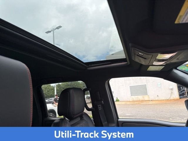 Used 2023 Gray Nissan PRO-4X image 15